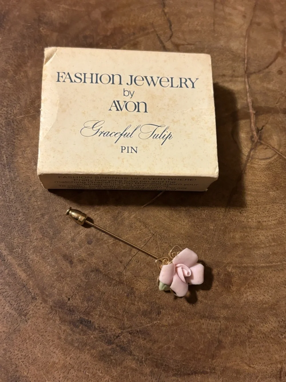 Avon Pink and Green Enamel Floral Stick Pin and Original Box - Picture 5 of 5